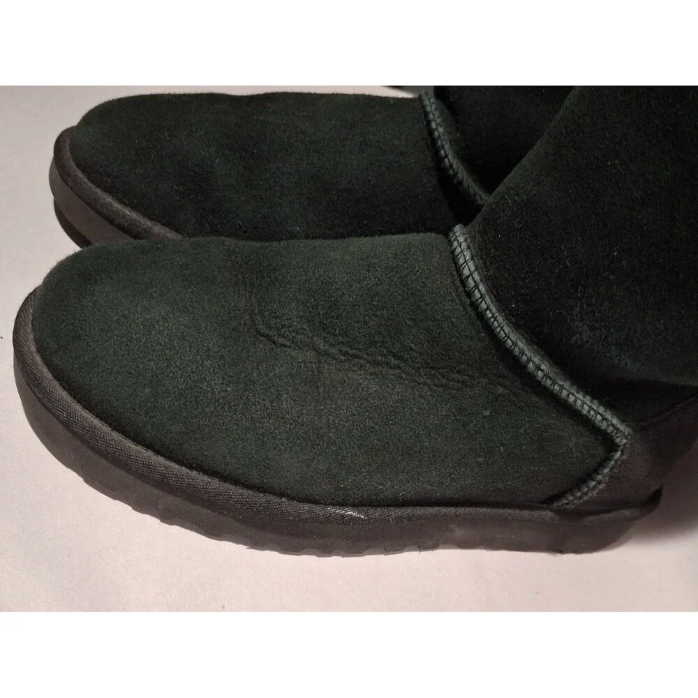 UGG Australia Bailey Bow II Women's Black Sheepskin Boots Size 8